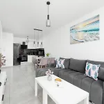 Apartment Perlowa Przystan By Renters *